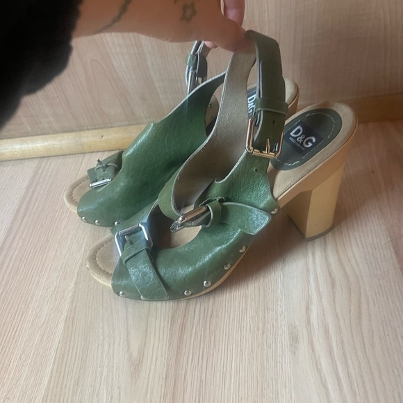 D&G wooden green leather block heel - Picture 4 of 6